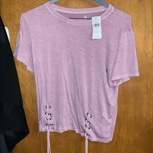 Nwt a&e slightly cropped shirt